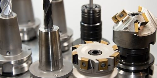 frese-fresatura La fresatura è una delle operazioni più importanti delle lavorazioni meccaniche e si possono realizzare minuterie metalliche di alta precisione.