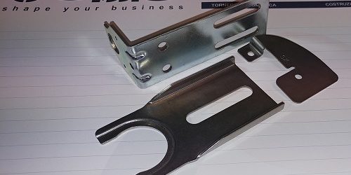 progettazione-stampi Nell’industria della lavorazione della lamiera la porgettazione stampi è fondamentale