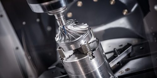 Un’operazione di fresatura sbagliata, un prodotto fallato, una lavorazione che non riesce come si deve, sono situazioni che possono capitare anche se, con i moderni processi produttivi e i macchinari CNC, l’eventualità che accadano si è ridotta a percentuali veramente minime.